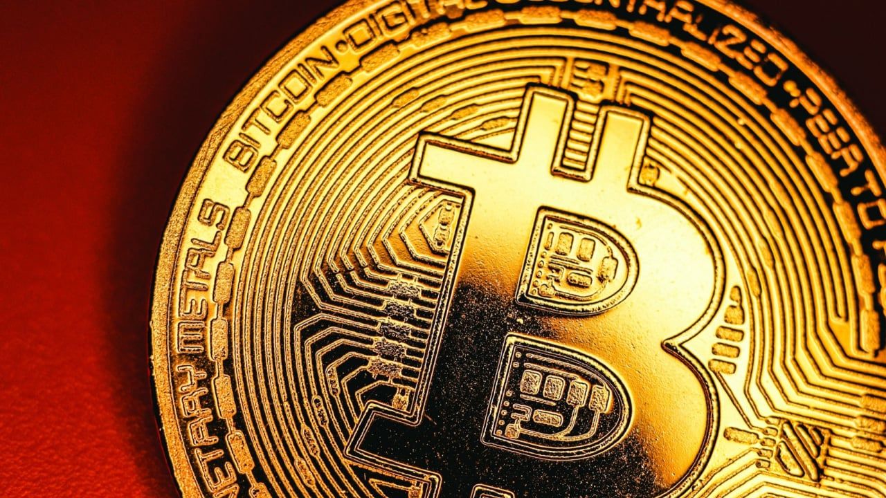 Bitcoin thường biến động thế nào trong tháng 8?