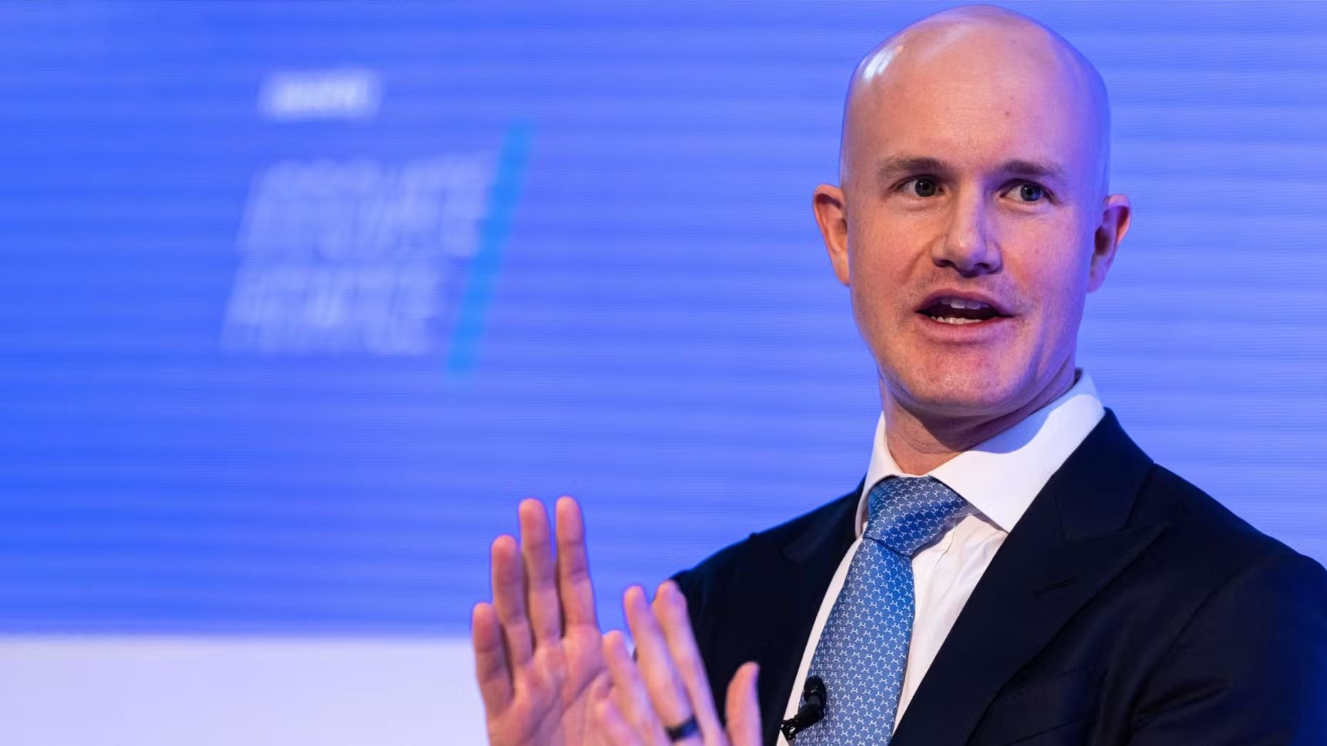 Brian Armstrong - Co-founder và CEO Coinbase (Nguồn: sưu tầm)