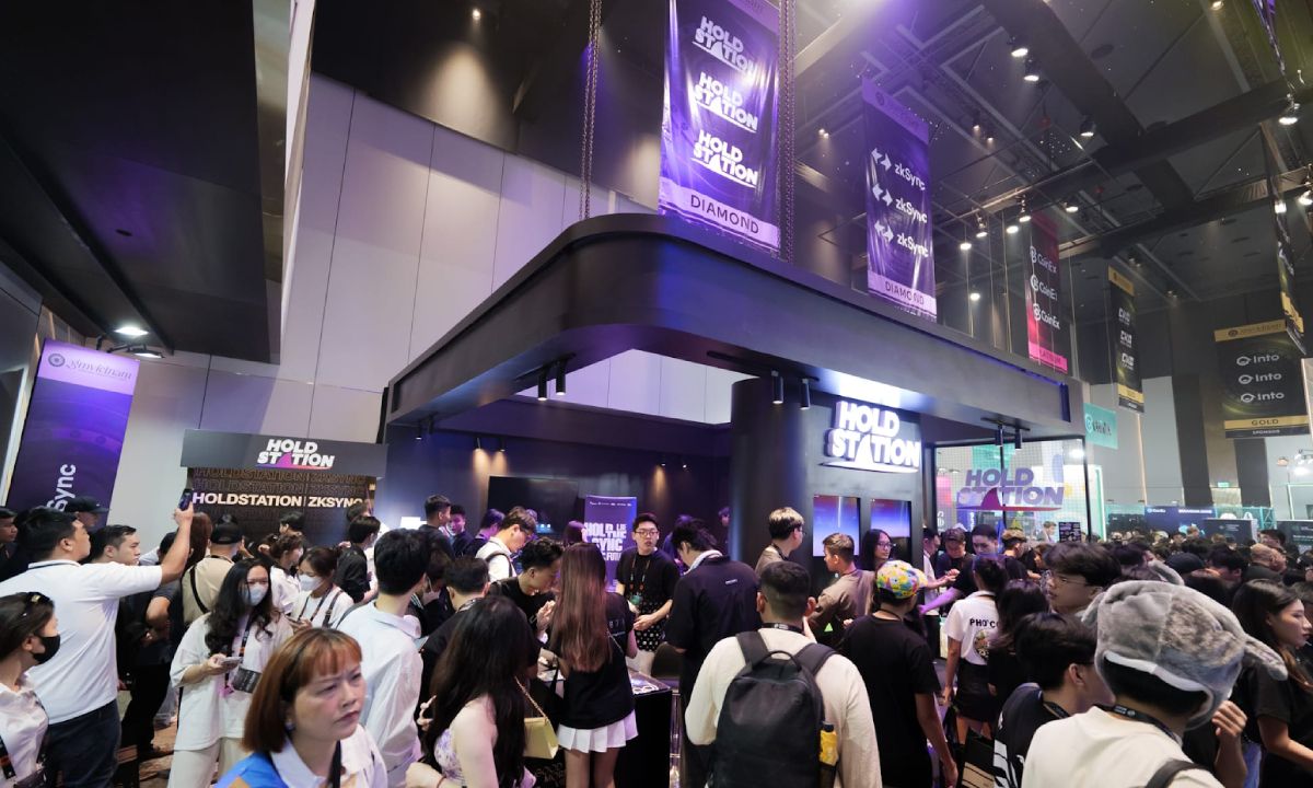 Booth Holdstation tại sự kiện GMVN 2024